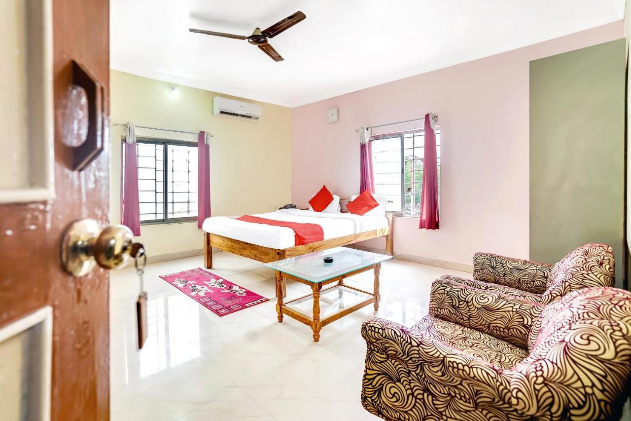 Oyo Flagship 9009 Tc Guest House Bhubaneswar Buitenkant foto