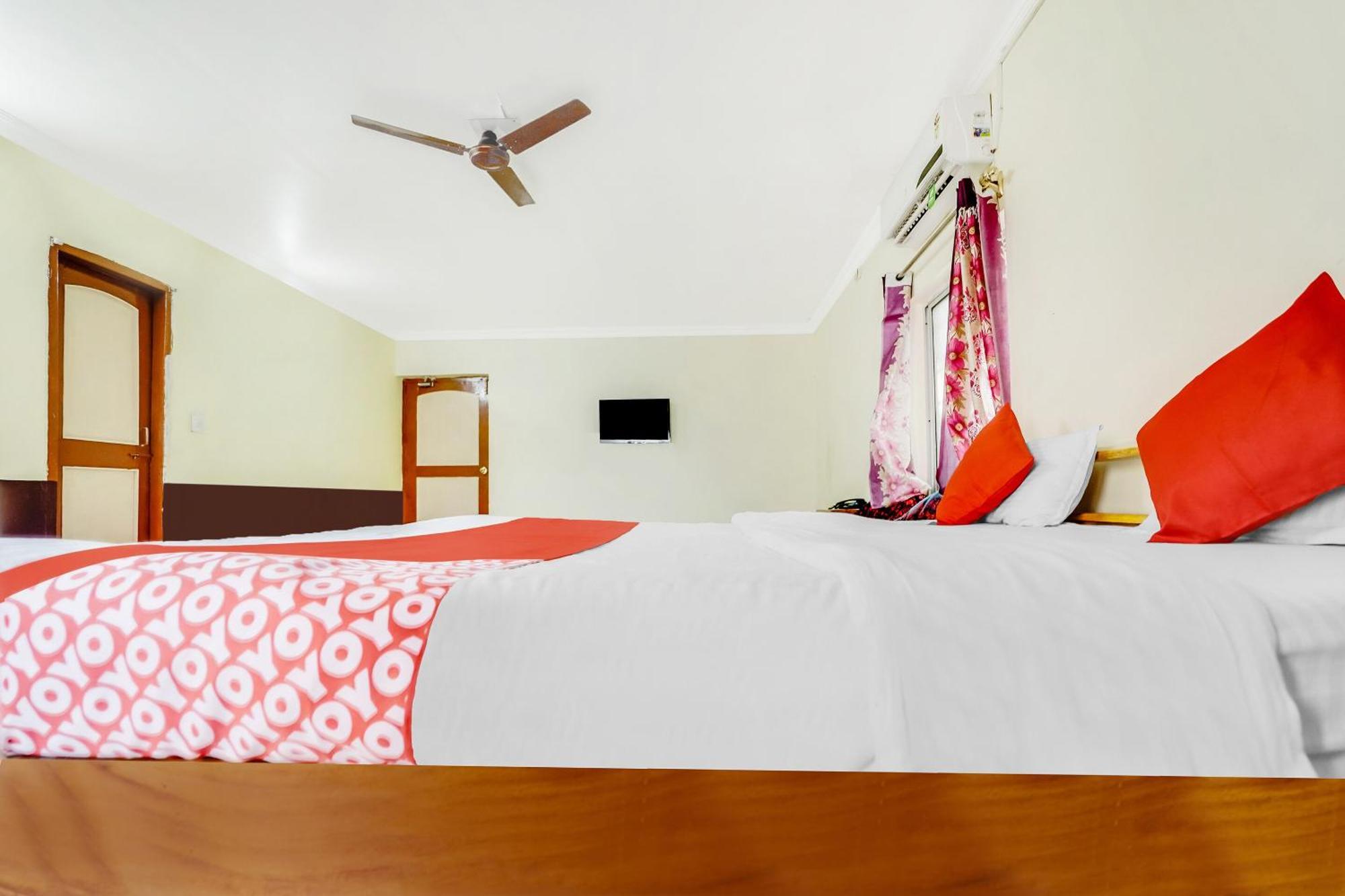 Oyo Flagship 9009 Tc Guest House Bhubaneswar Buitenkant foto