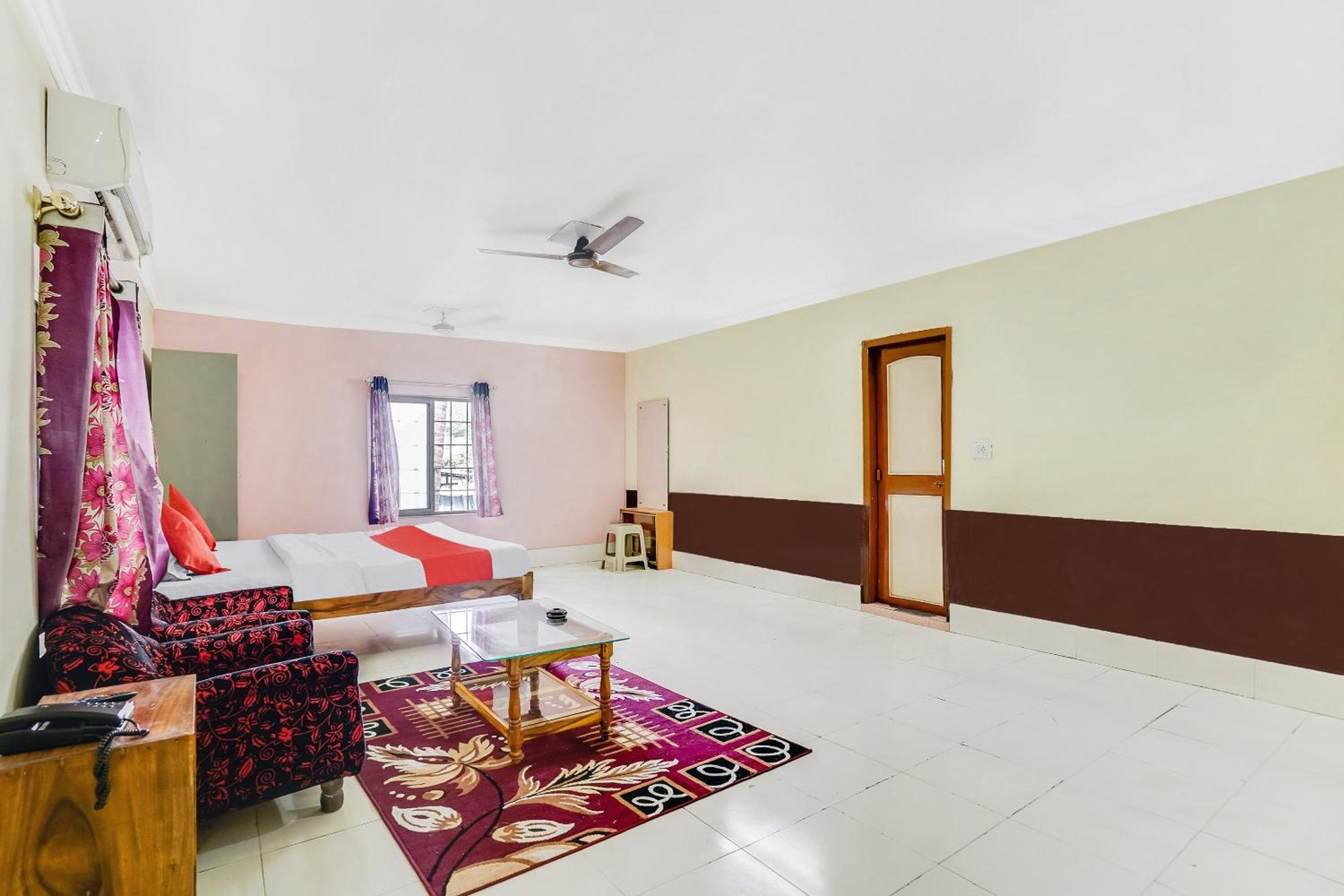 Oyo Flagship 9009 Tc Guest House Bhubaneswar Buitenkant foto